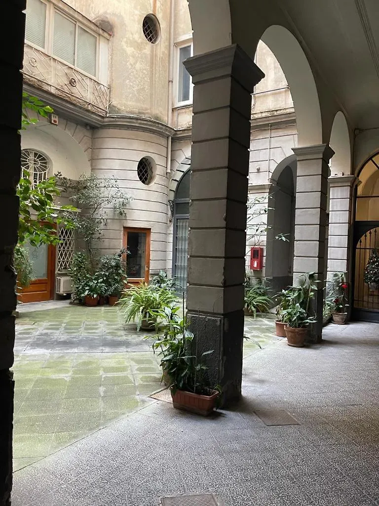 Suite Del Plebiscito Napoli 0*,
