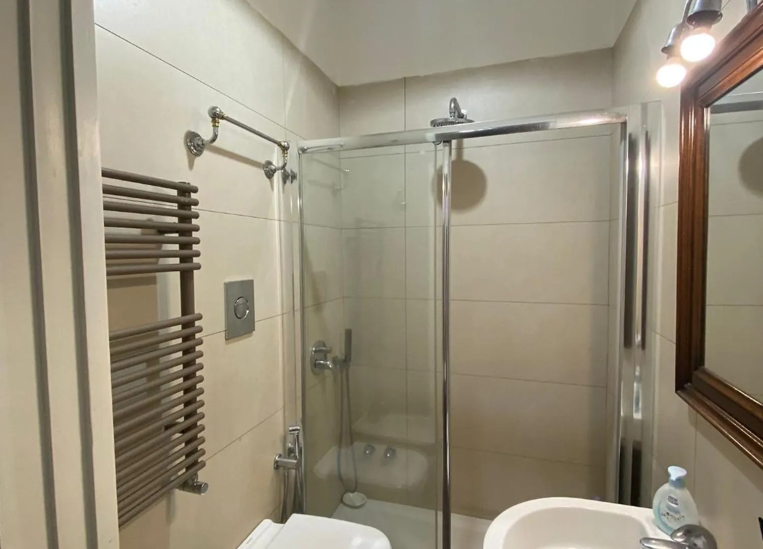 Suite Del Plebiscito Napoli 0*,