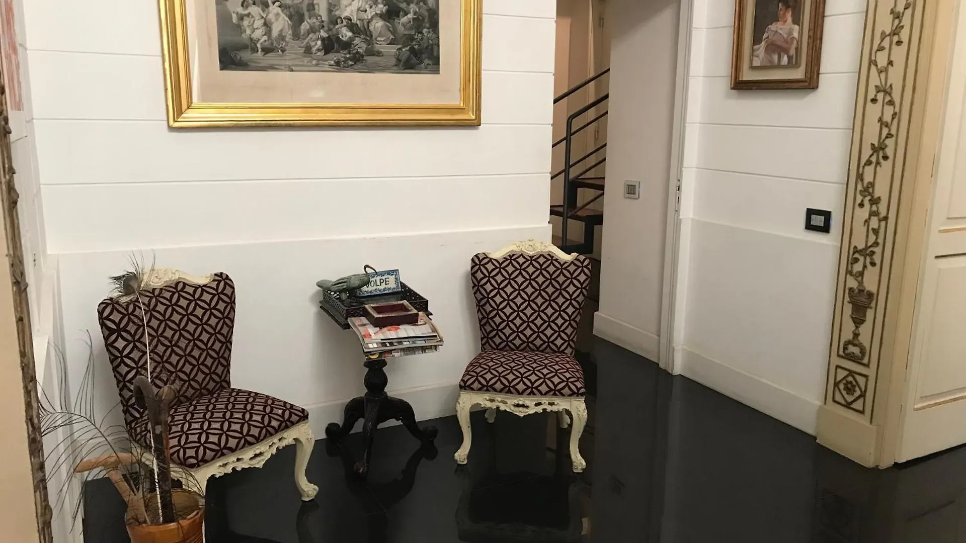 Affittacamere Suite Del Plebiscito Napoli Italia